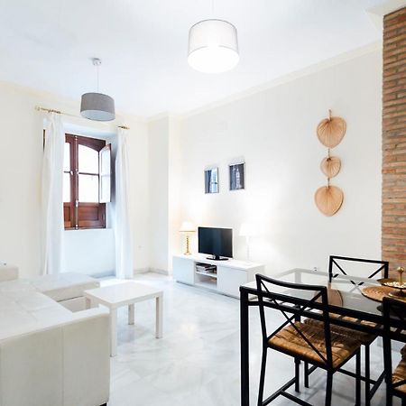 Alohamundi Zaragoza IV Apartment Seville Luaran gambar