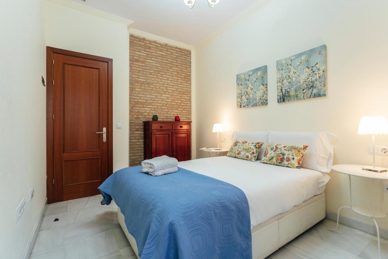 Alohamundi Zaragoza IV Apartment Seville Luaran gambar