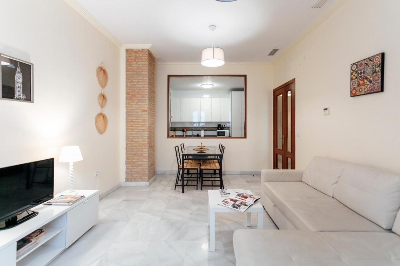 Alohamundi Zaragoza IV Apartment Seville Luaran gambar