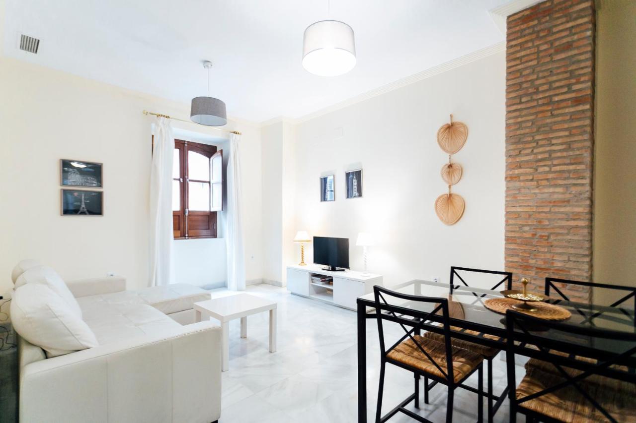 Alohamundi Zaragoza IV Apartment Seville Luaran gambar